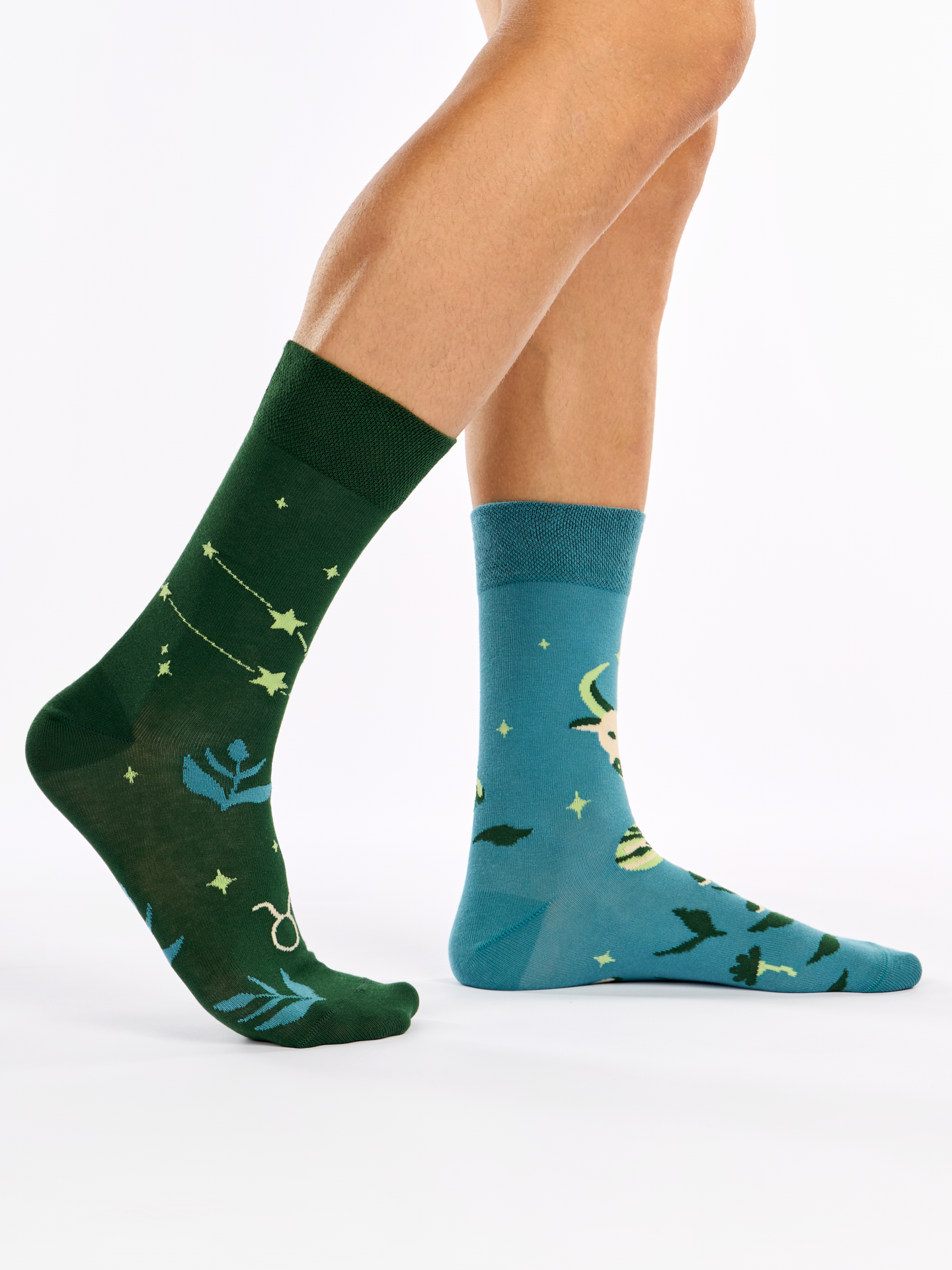 regular-socks-zodiac-taurus-84/843966db5587210bd1fde982fea6cd6df5010457