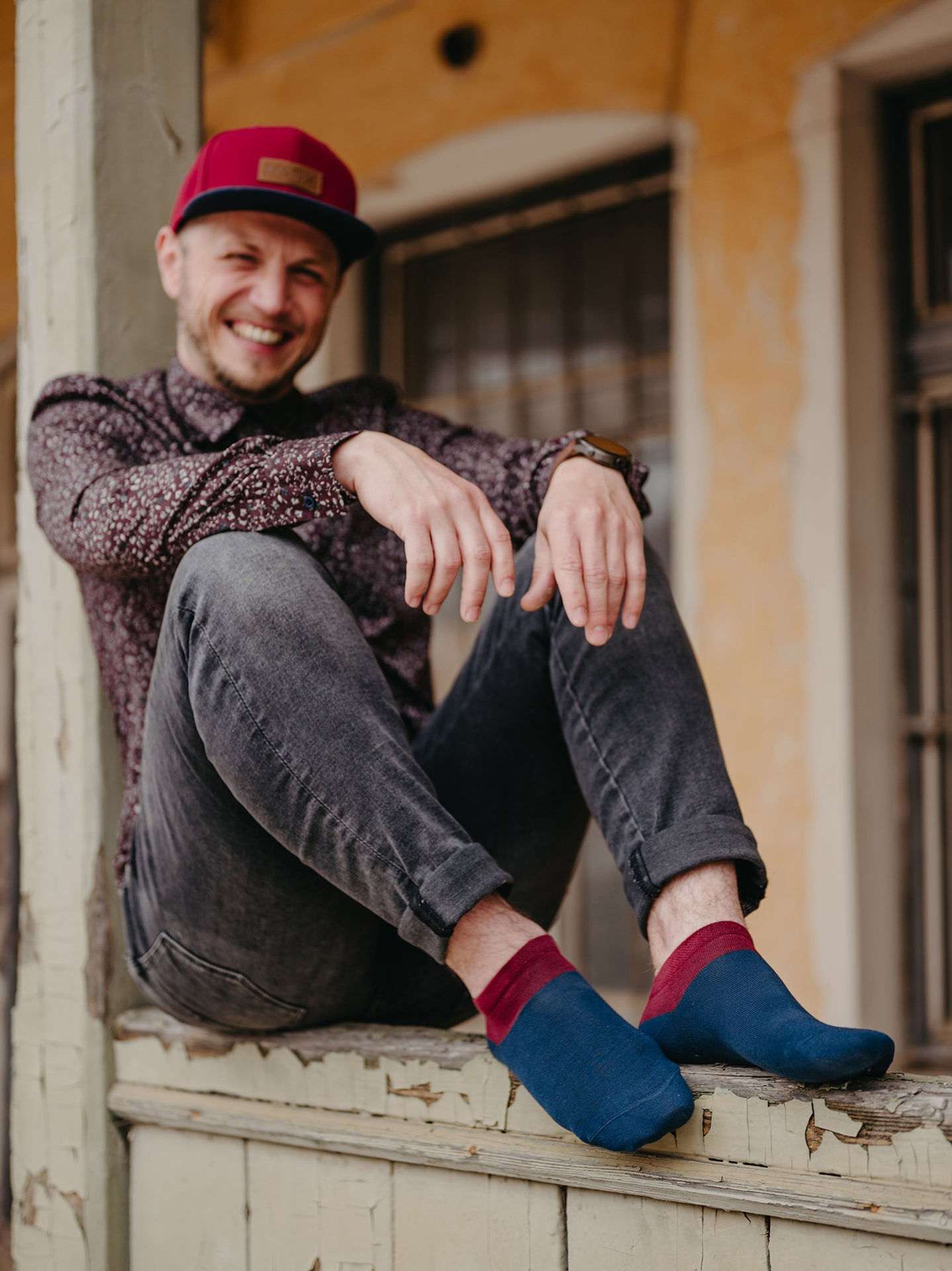 blue-red-ankle-socks-symphony-11/11ae5f9cfd0e994d166f1f1d661d5ffd176ab453