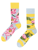 regular-socks-water-lily-83/83e6644c79bdaaf98d5dd0166ddad1738eb1aaa5