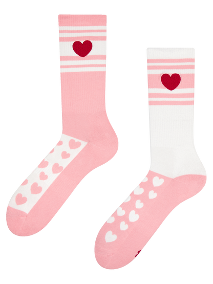 sports-socks-stripes-hearts-6e/6e71f55c77e35fe53198266992818f23b95d3af3