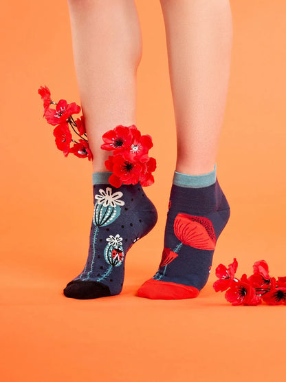 ankle-socks-ladybugs-poppy-flowers-5c/5c96fe72227ec953b6c60d309a376f6fe1c3f225