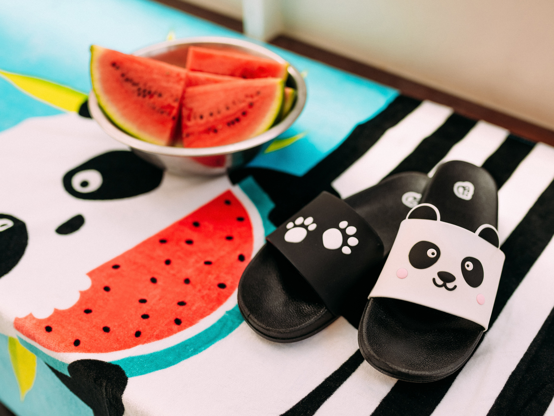 kids-slides-panda-paws-e6/e6679f20b9c250ac77b1a82fddae5e87c426eaa0