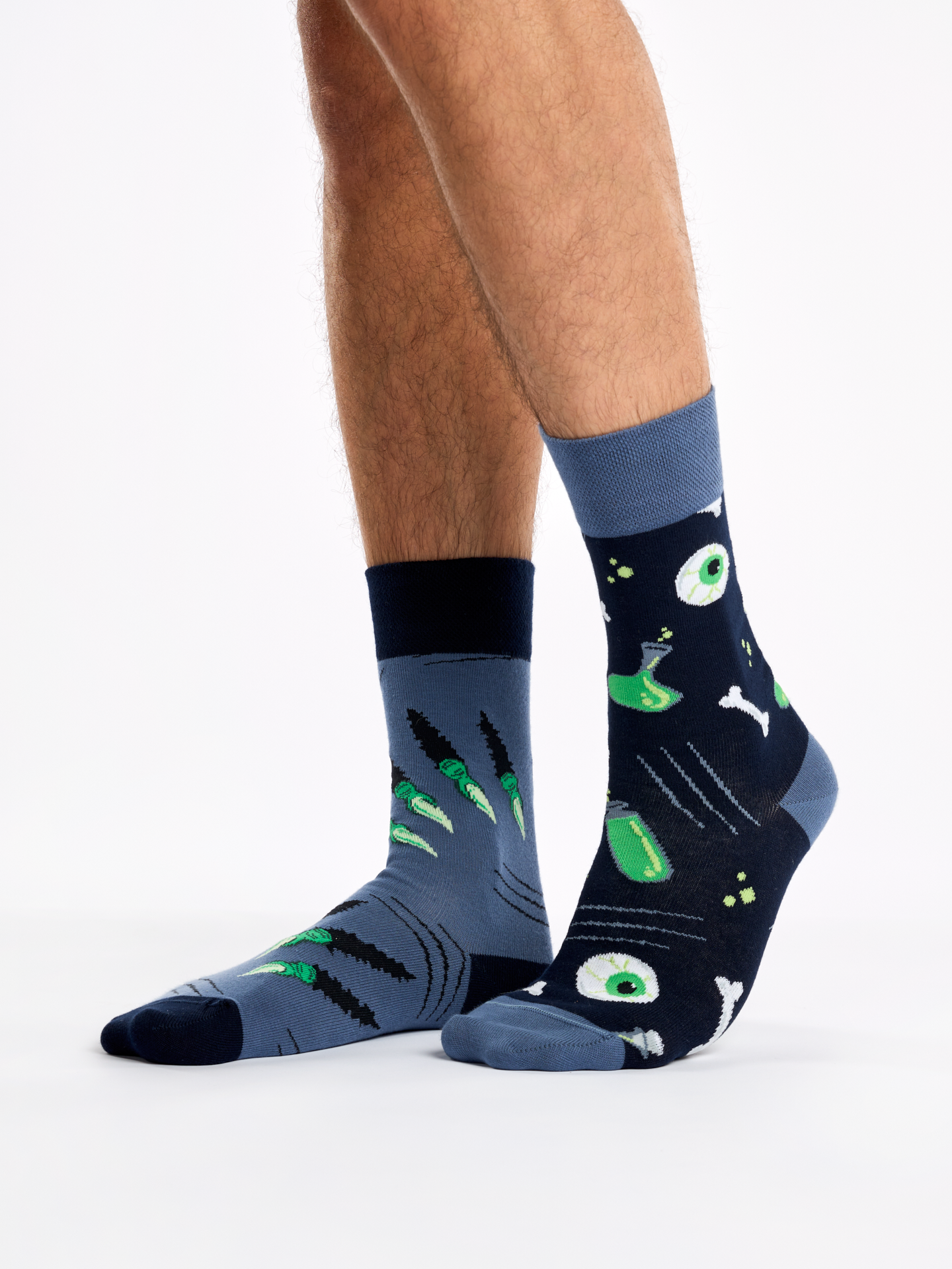 regular-socks-green-monster-b7/b7409e6f1cebc190368cbf51f83e460ac2b798eb