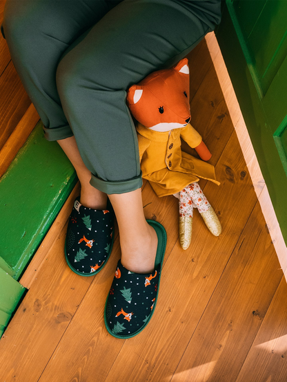 slippers-red-fox-f6/f62fb68edc55ab3a1d878b3d82f7579e2cd4fdc7