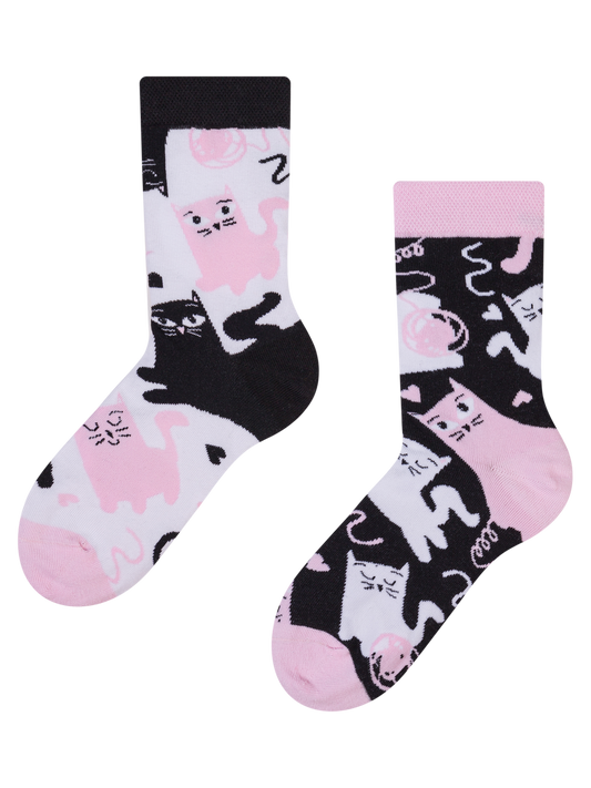 kids-socks-sleepy-kitties-59/599db1f5ff5267f947ed90ddec648d6812e2c7de